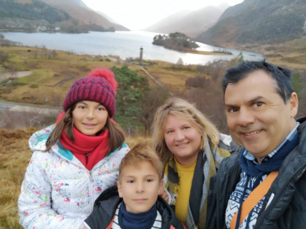 familia - turismo Escocia - Glenfinnan